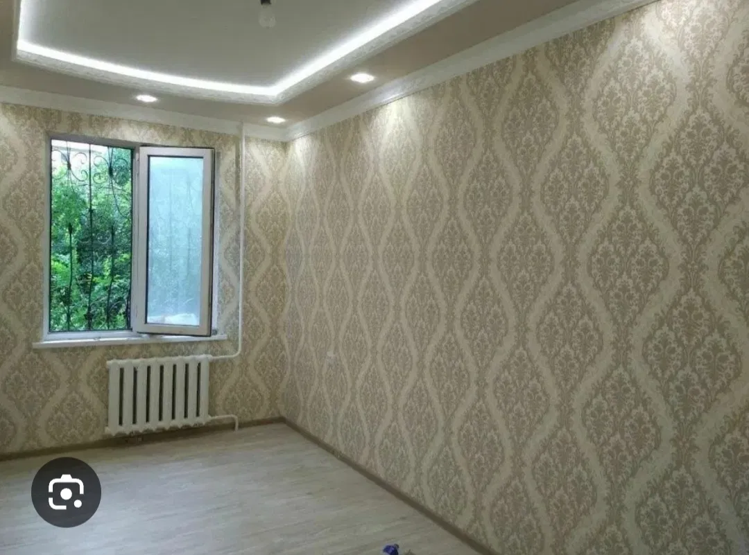 Услуга поклейки обоев